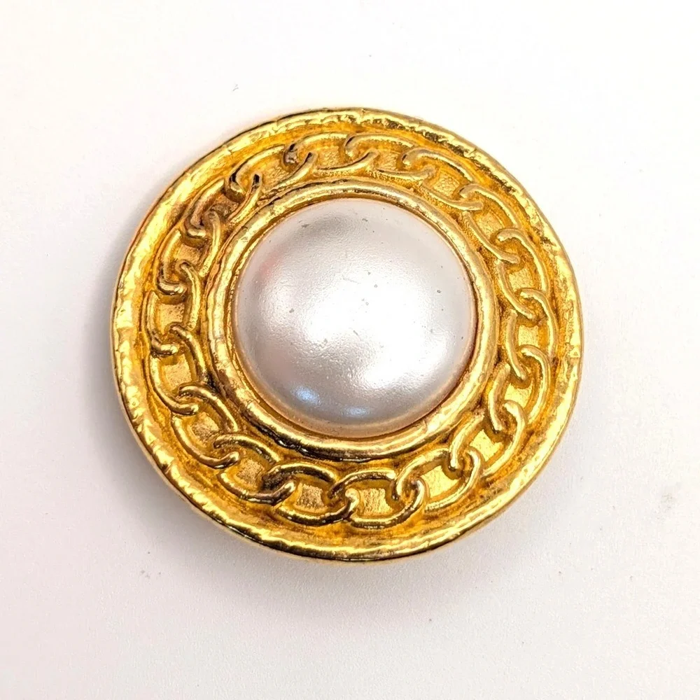 Vintage Gold Tone Faux Pearl Chain Link Shank Button 1 Inch